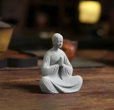 Micro paysage bouddhiste de moine